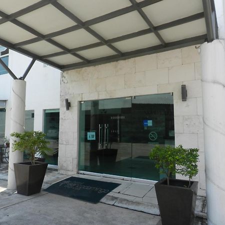 Hotel Santo Domingo Express วิลลาเฮอโมซา ภายนอก รูปภาพ