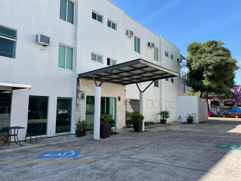 Hotel Santo Domingo Express วิลลาเฮอโมซา ภายนอก รูปภาพ
